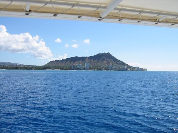 Diamondhead beyond Waikiki Beach