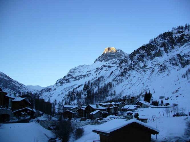 Val d'Isere̒ƎRiQj